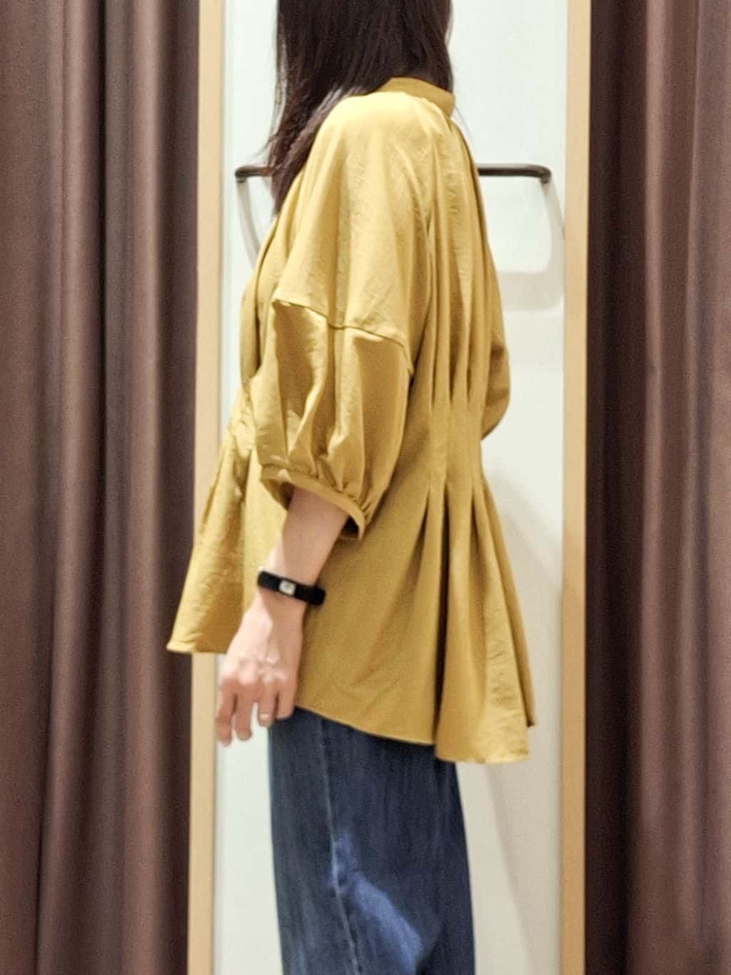 ウタさんの「grove｜ウエストタックチュニックブラウス」を使ったコーディネート