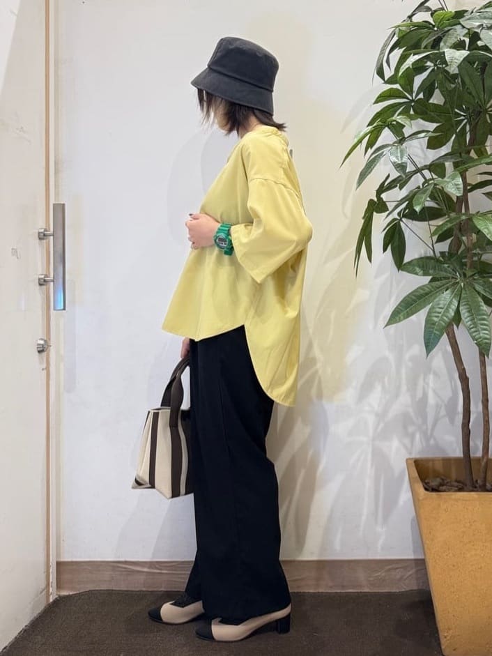 misakiさんの「SHOO･LA･RUE｜【S-LL/洗濯後しわになりにくい】バックギャザーがアクセント スッキパーブラウス」を使ったコーディネート