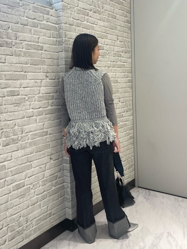Mikoさんの「INDIVI｜シグネチャーシアーロンT」を使ったコーディネート