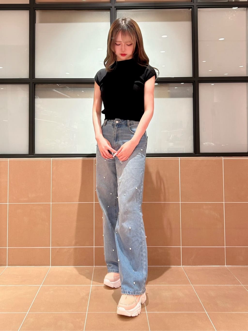 Arisaさんの「ESPERANZA｜ベルベットラメスニーカー」を使ったコーディネート