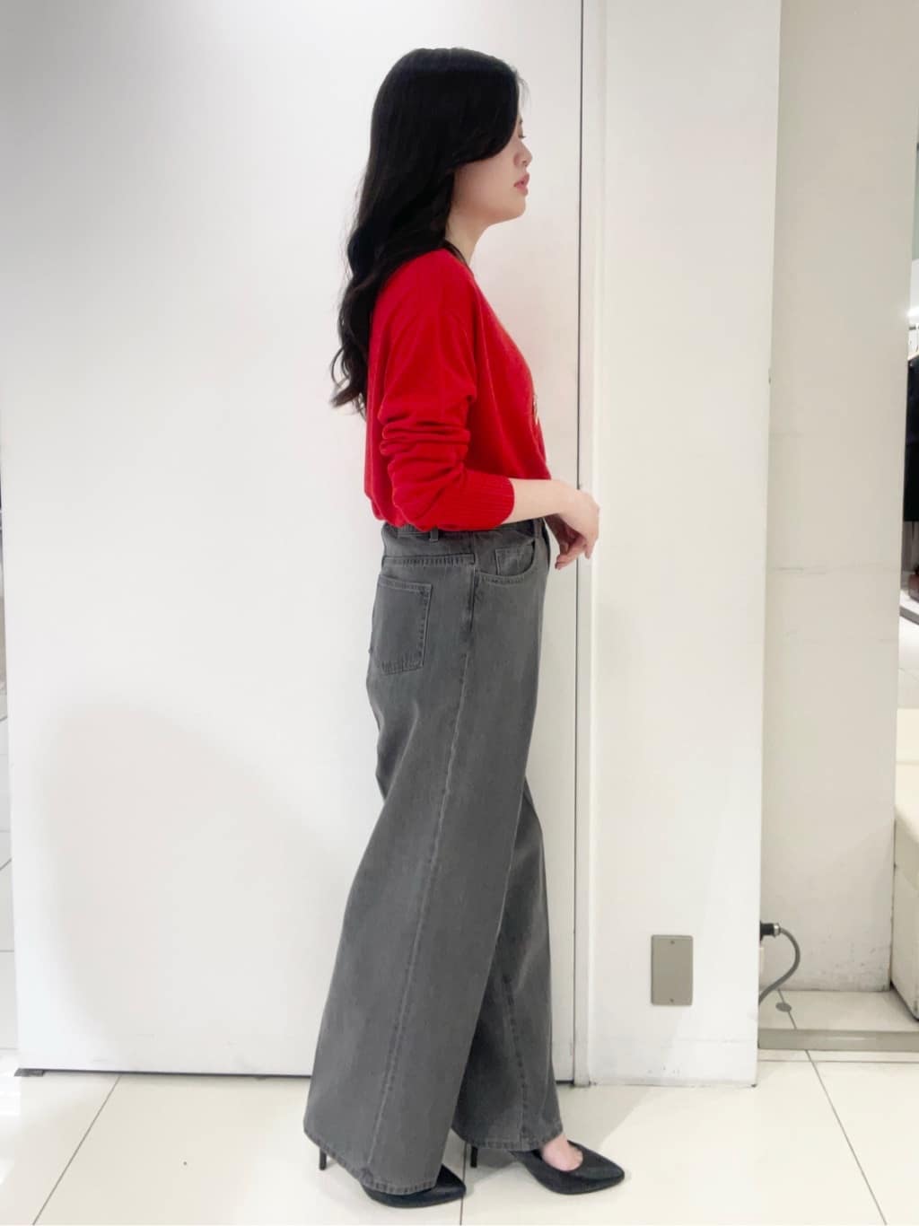 moeさんの「UNTITLED｜【8色展開/体型カバー】魅せるタイムレスニット」を使ったコーディネート