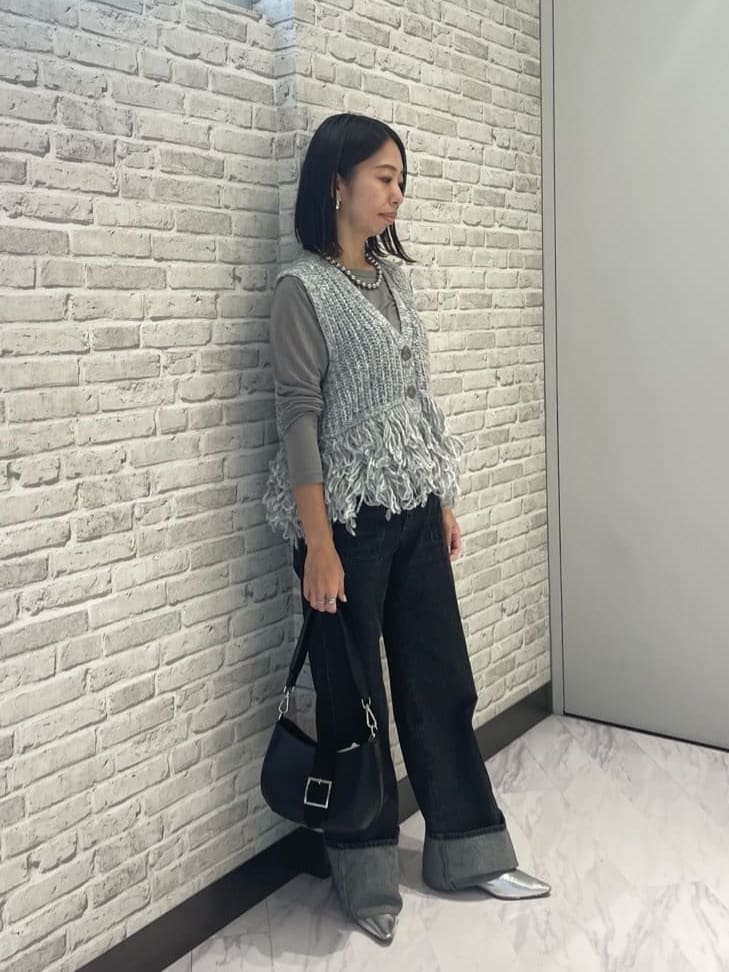 Mikoさんの「INDIVI｜シグネチャーシアーロンT」を使ったコーディネート