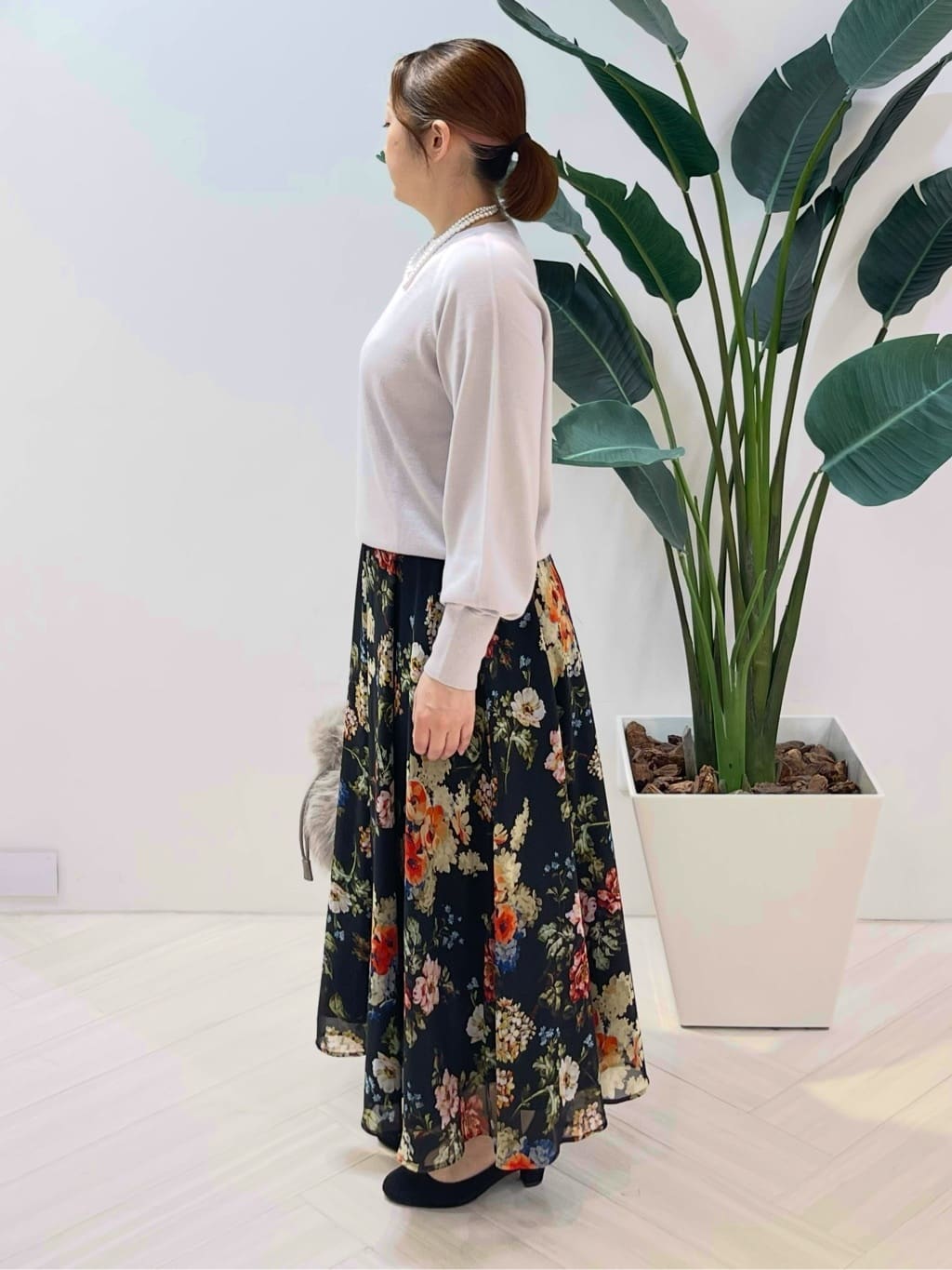 Tomoさんの「UNTITLED｜【8色展開／コンパクト丈】レーヨン混 コクーンニット」を使ったコーディネート