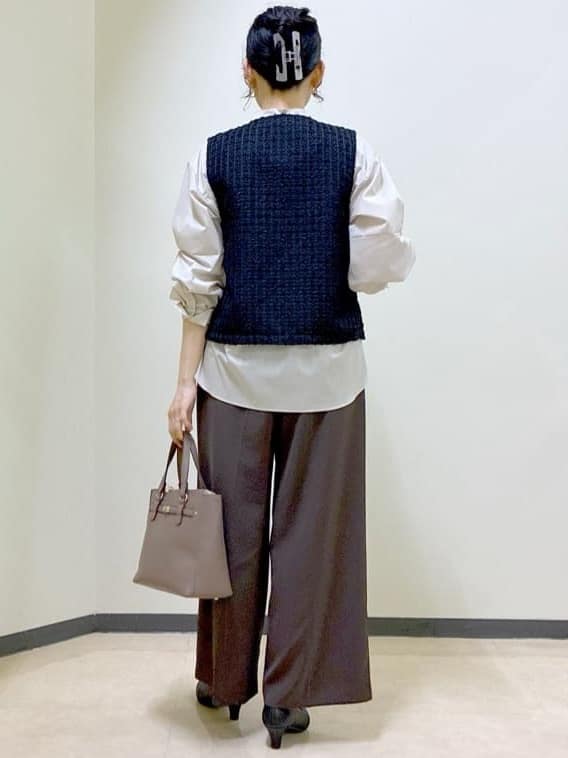 beni_gingerさんの「Reflect｜【軽い羽織に◎】フロントファスナー開きベスト」を使ったコーディネート