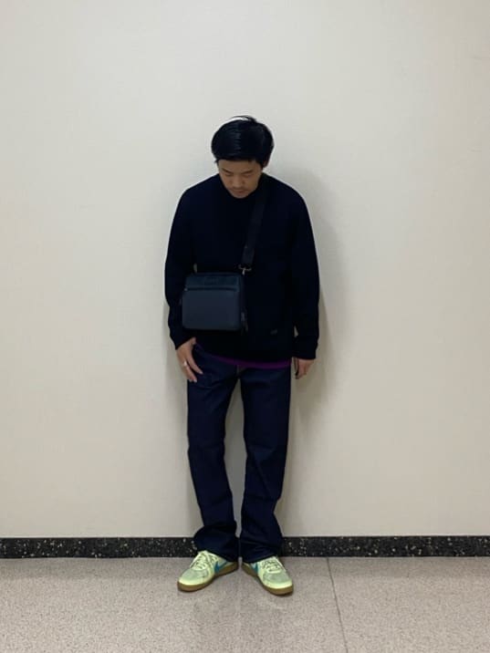 石井友也さんの「TAKEO KIKUCHI｜【抗菌防臭／5サイズ展開】ハイゲージポンチ Tシャツ」を使ったコーディネート