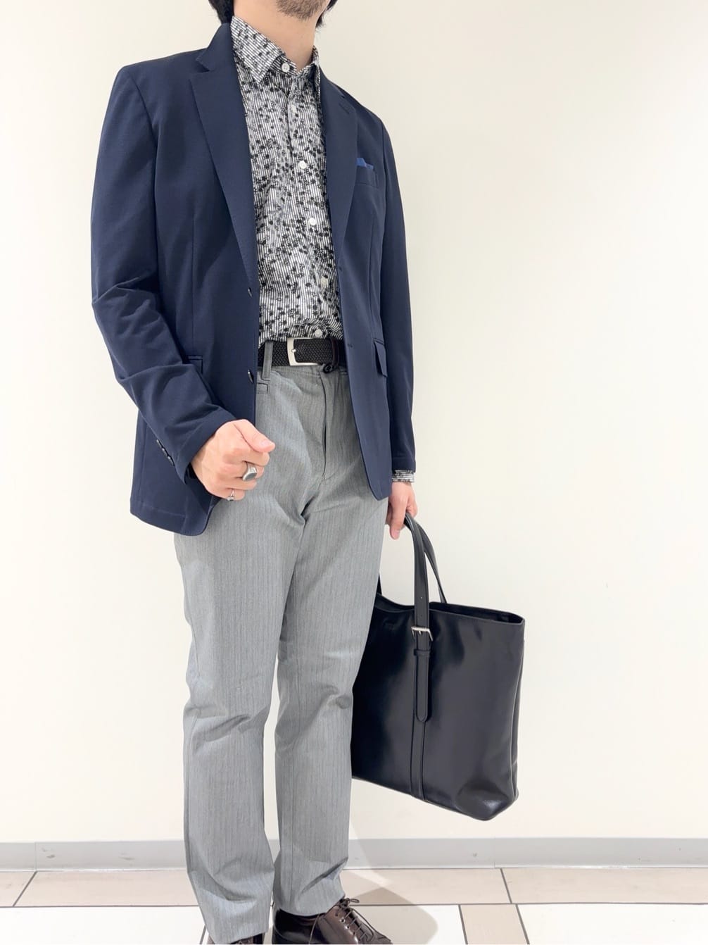 及川さんの「TAKEO KIKUCHI｜ピンジャージ 千鳥 ジャケット」を使ったコーディネート