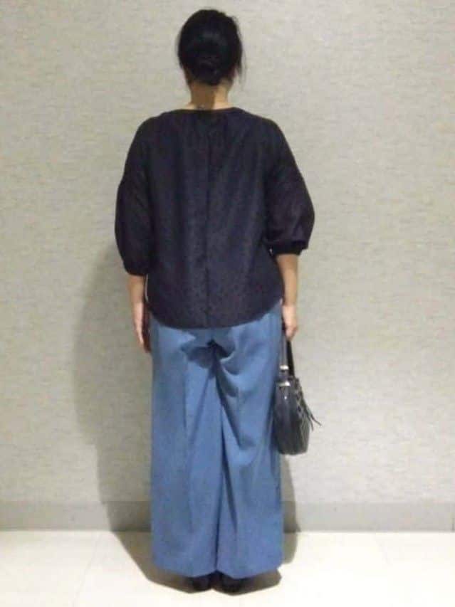 sakoさんの「Reflect｜【一枚で着映える◎】レオパード風ジャカードブラウス」を使ったコーディネート
