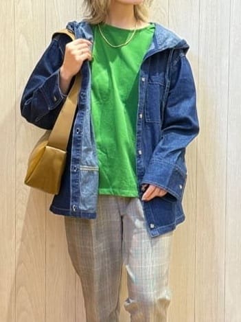 misakiさんの「SHOO･LA･RUE｜【高レビュー/SS-LL/美脚シルエット】すっきりきれい見え テーパードパンツ」を使ったコーディネート