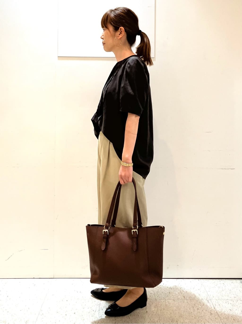 kozuさんの「Reflect｜【すっきり見え！長め丈】ピンタックデザインチュニックブラウス」を使ったコーディネート
