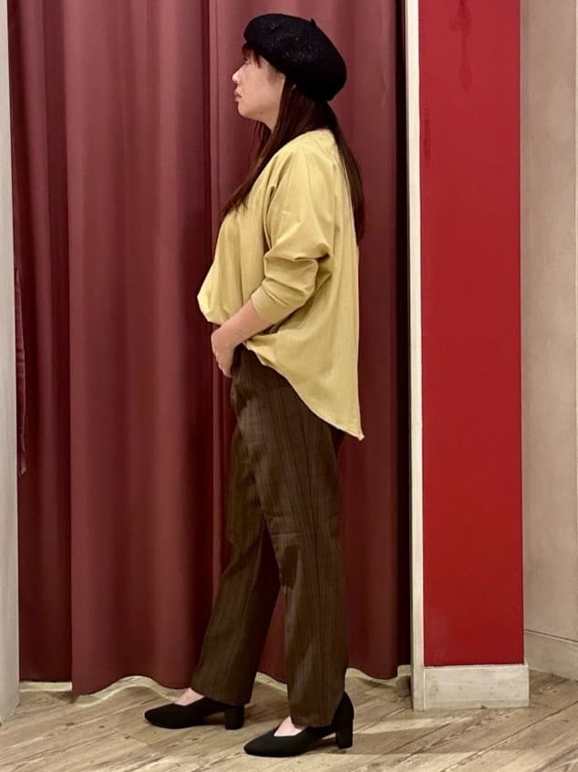 mayuckyさんの「SHOO･LA･RUE｜【高レビュー/洗濯後しわになりにくい】1枚でサマ見え 8分袖ドルマンブラウス」を使ったコーディネート
