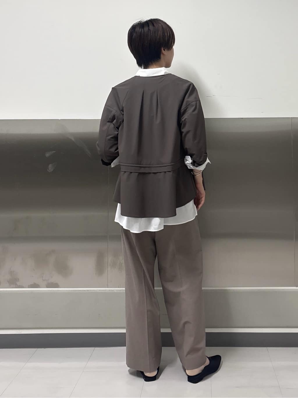 kanaeさんの「INDIVI｜【体型カバー／清涼感】シアーオーバーシャツ」を使ったコーディネート