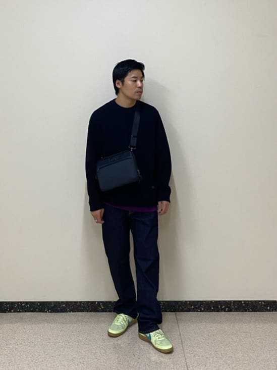 石井友也さんの「TAKEO KIKUCHI｜【抗菌防臭／5サイズ展開】ハイゲージポンチ Tシャツ」を使ったコーディネート