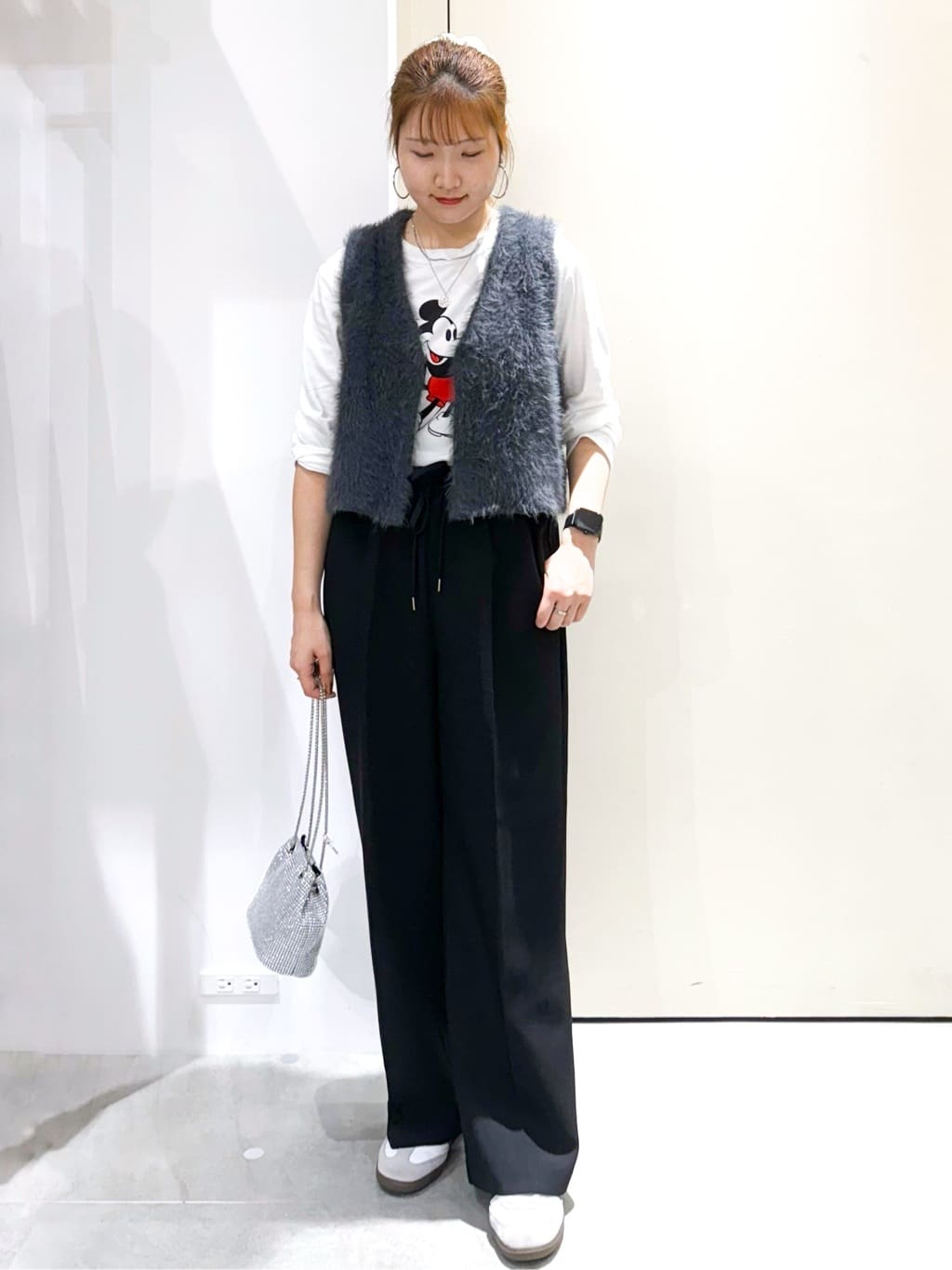 sayaさんの「OPAQUE.CLIP｜【Mickey Mouse】プリントロングTシャツ」を使ったコーディネート