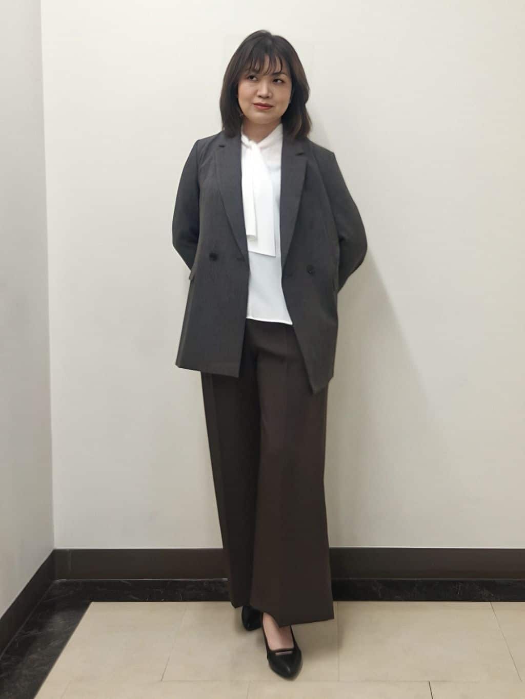 S.xuliさんの「Reflect｜【きちんと見え／通勤／セレモニーにおすすめ◎】ドット柄ボウタイブラウス」を使ったコーディネート