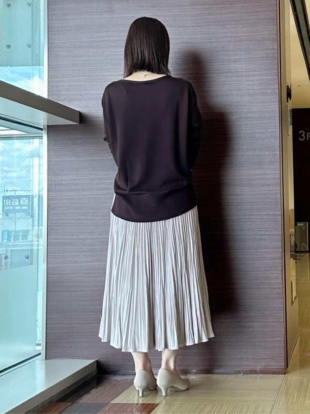 anaさんの「UNTITLED｜【8色展開/体型カバー】魅せるタイムレスニット」を使ったコーディネート