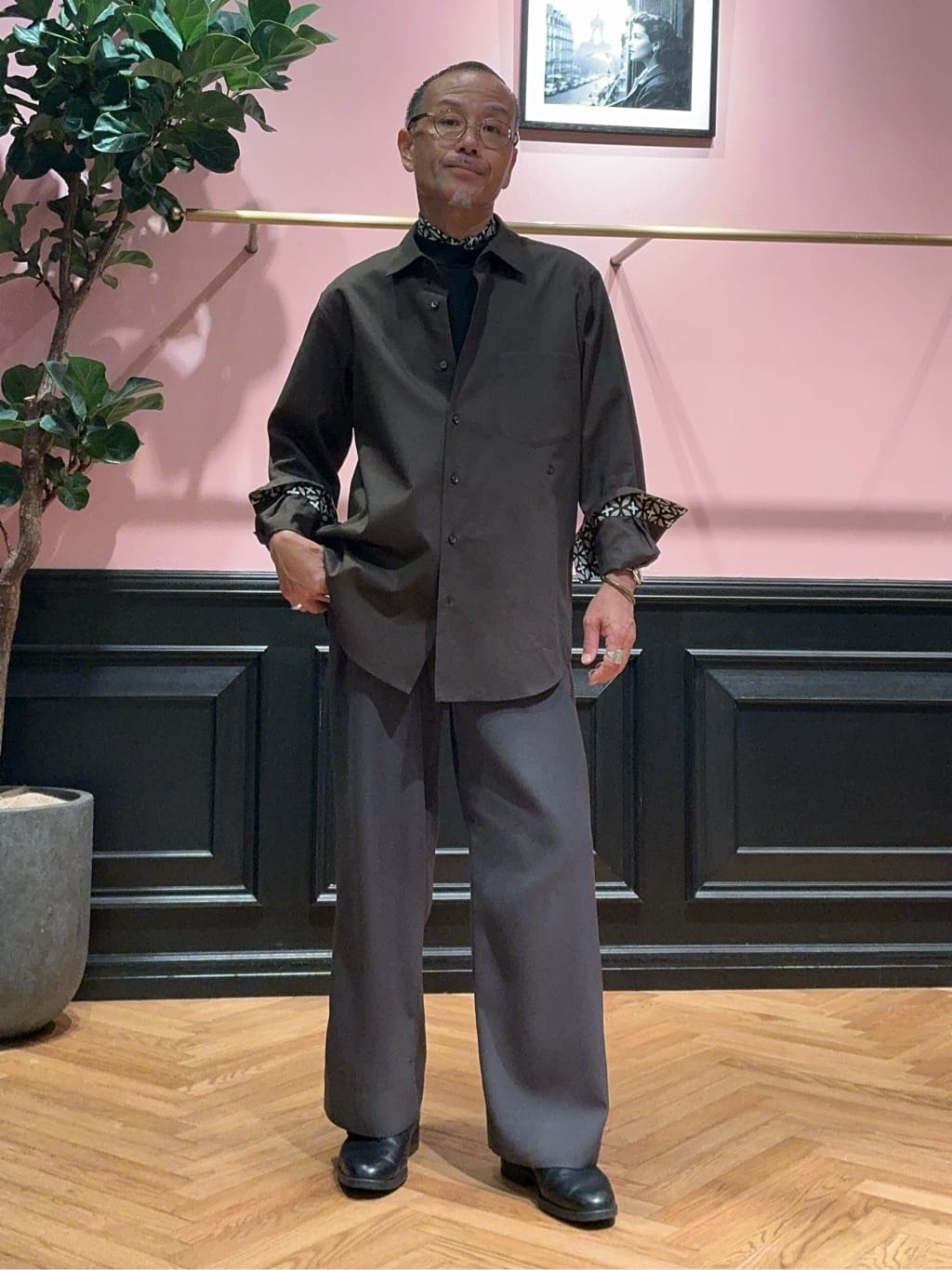 torigoeさんの「DRESSTERIOR｜オーバーラップサークルシルクスカーフ」を使ったコーディネート