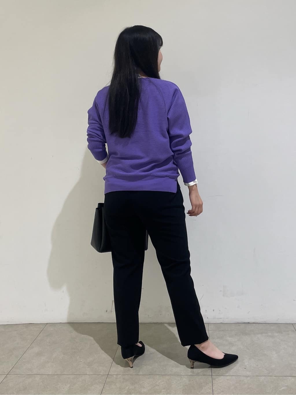 emikaさんの「INDIVI｜【洗える／体型カバー】美シルエットニット」を使ったコーディネート