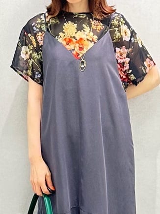Miwaさんの「UNTITLED｜【セットアップ可/花柄エレガント】アンティークフラワー柄ブラウス」を使ったコーディネート