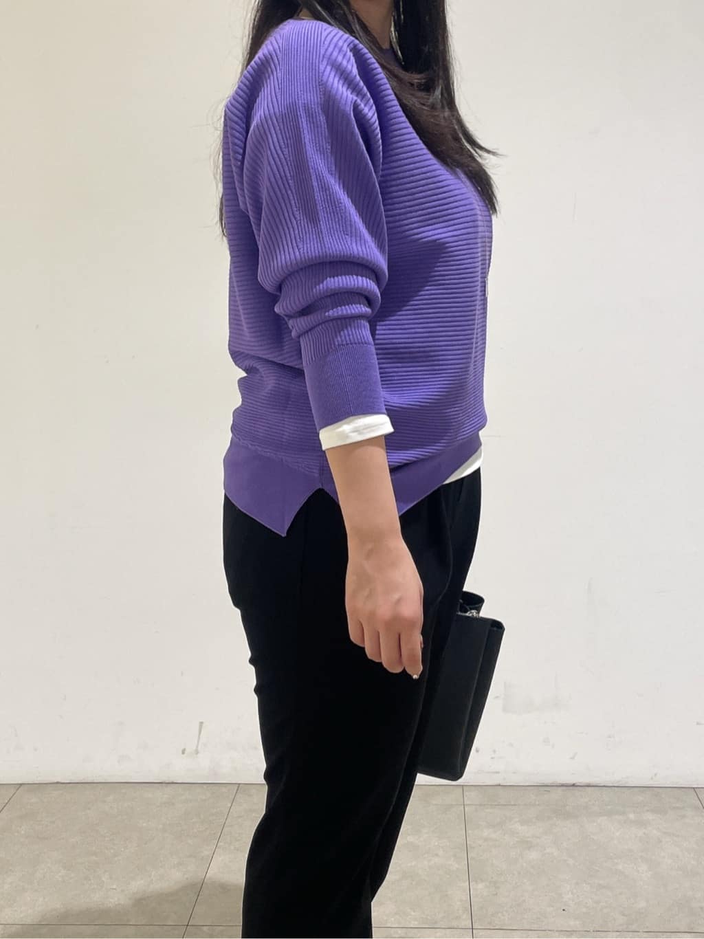 emikaさんの「INDIVI｜【洗える／体型カバー】美シルエットニット」を使ったコーディネート