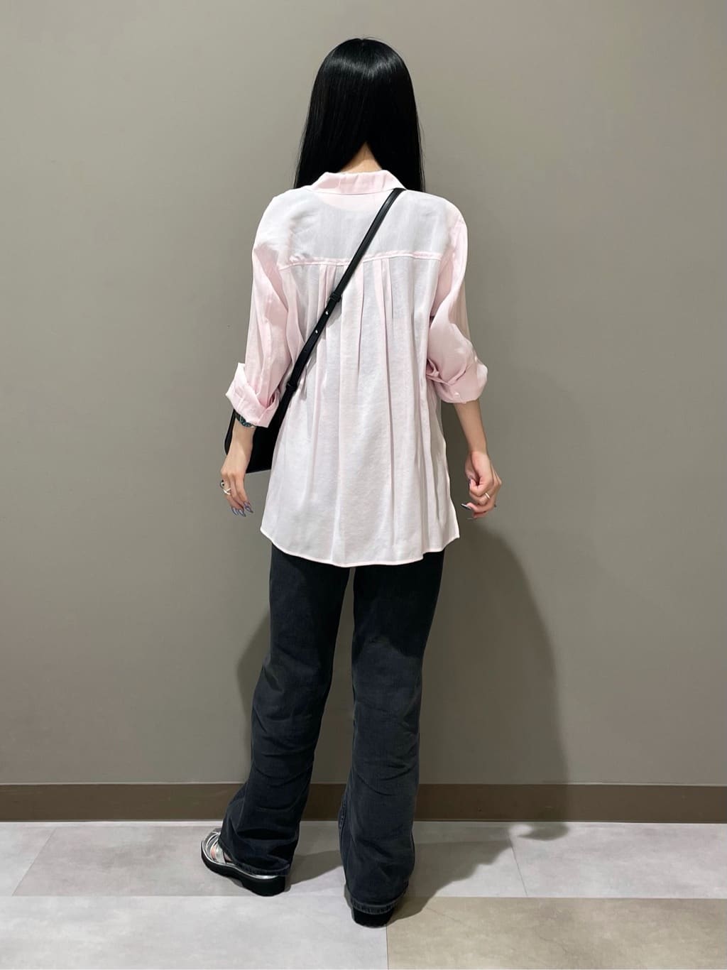 KEIKOさんの「INDIVI｜【体型カバー／清涼感】シアーオーバーシャツ」を使ったコーディネート