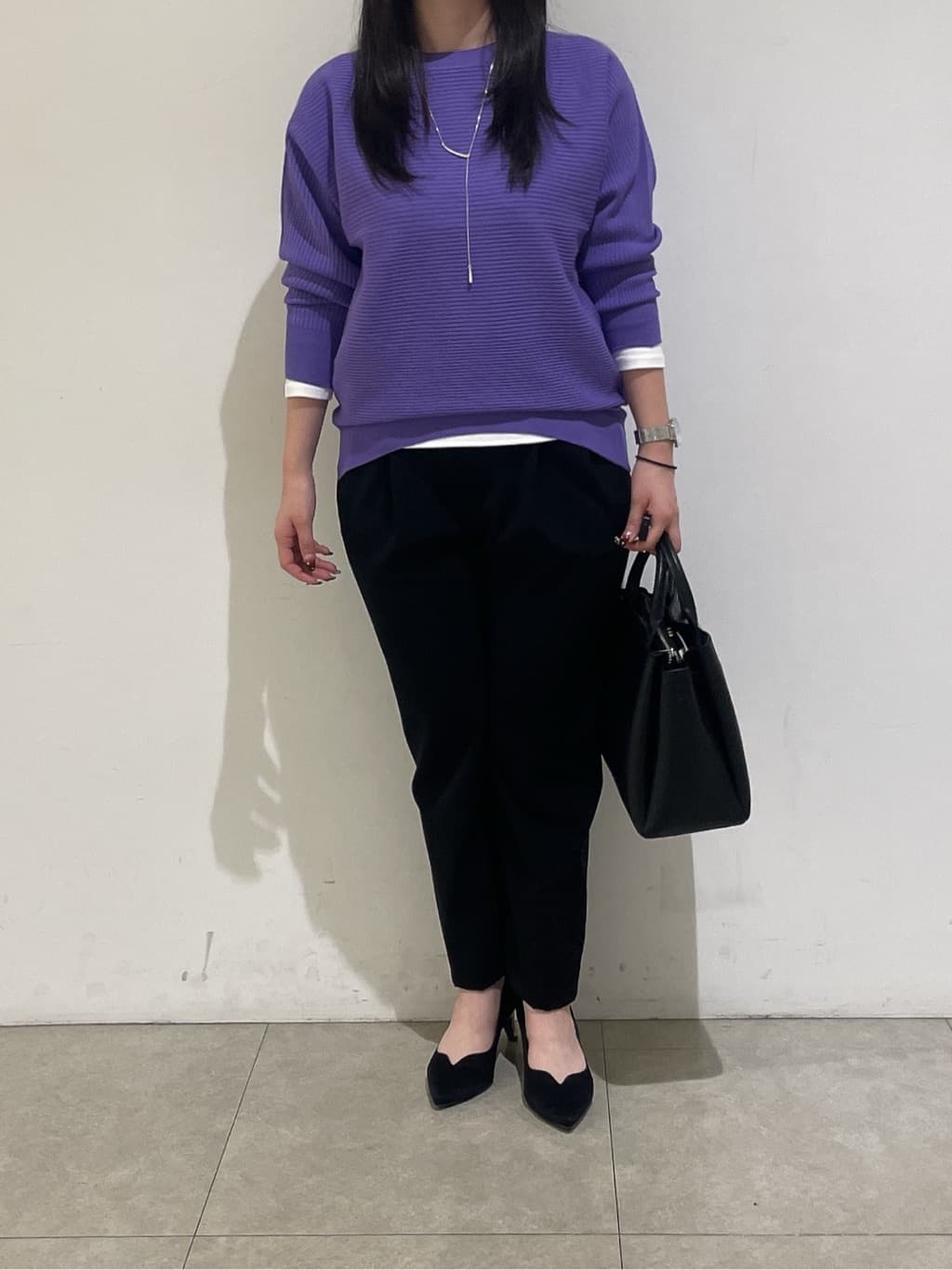 emikaさんの「INDIVI｜【洗える／体型カバー】美シルエットニット」を使ったコーディネート