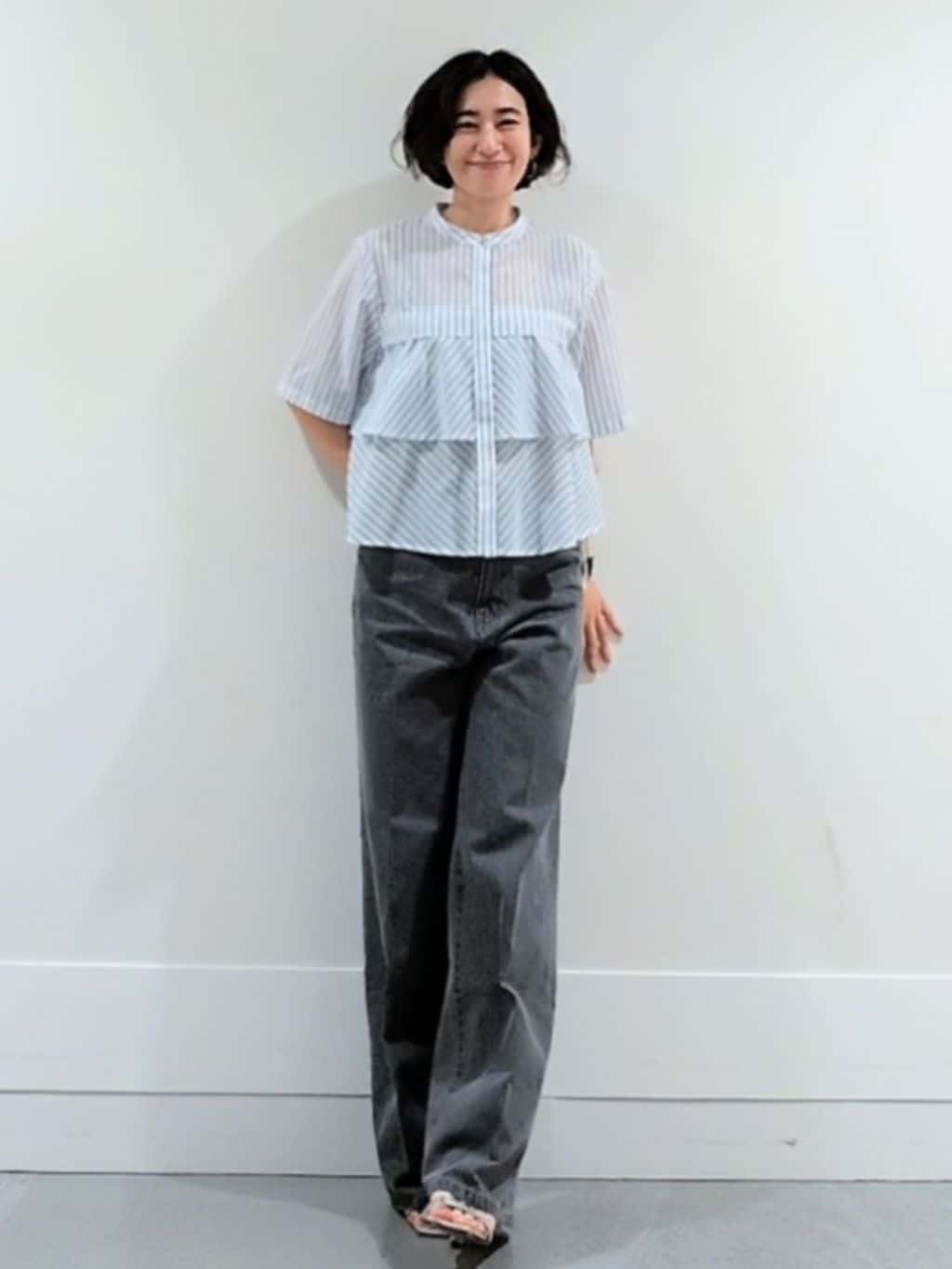 ミズタさんの「UNTITLED｜【グレー/ブルー/ジーンズ】ソフトワイドデニムパンツ」を使ったコーディネート
