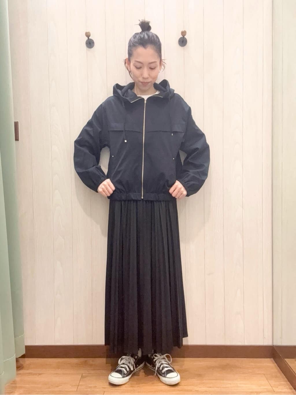 カンチャンさんの「SHOO･LA･RUE｜グラフィックアソート ベーシックロンT」を使ったコーディネート