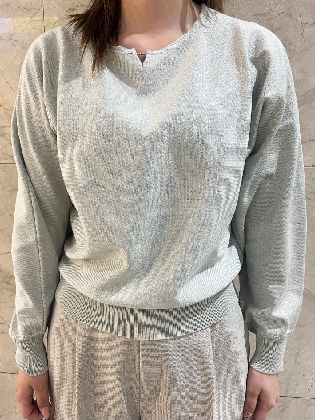 まひるさんの「index｜ワイドストレートパンツ／セットアップ対応可【洗濯機OK／イージーアイロン】」を使ったコーディネート