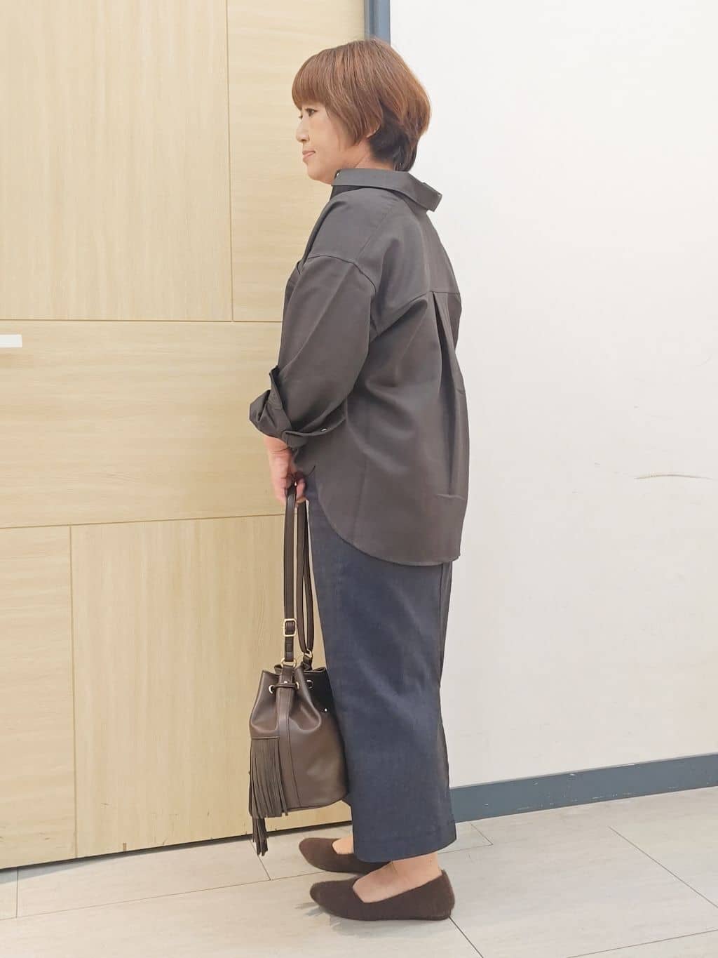 むぅポンさんの「grove｜【カセット服/選べる着丈】洗濯機で洗えるオーバーシャツ」を使ったコーディネート