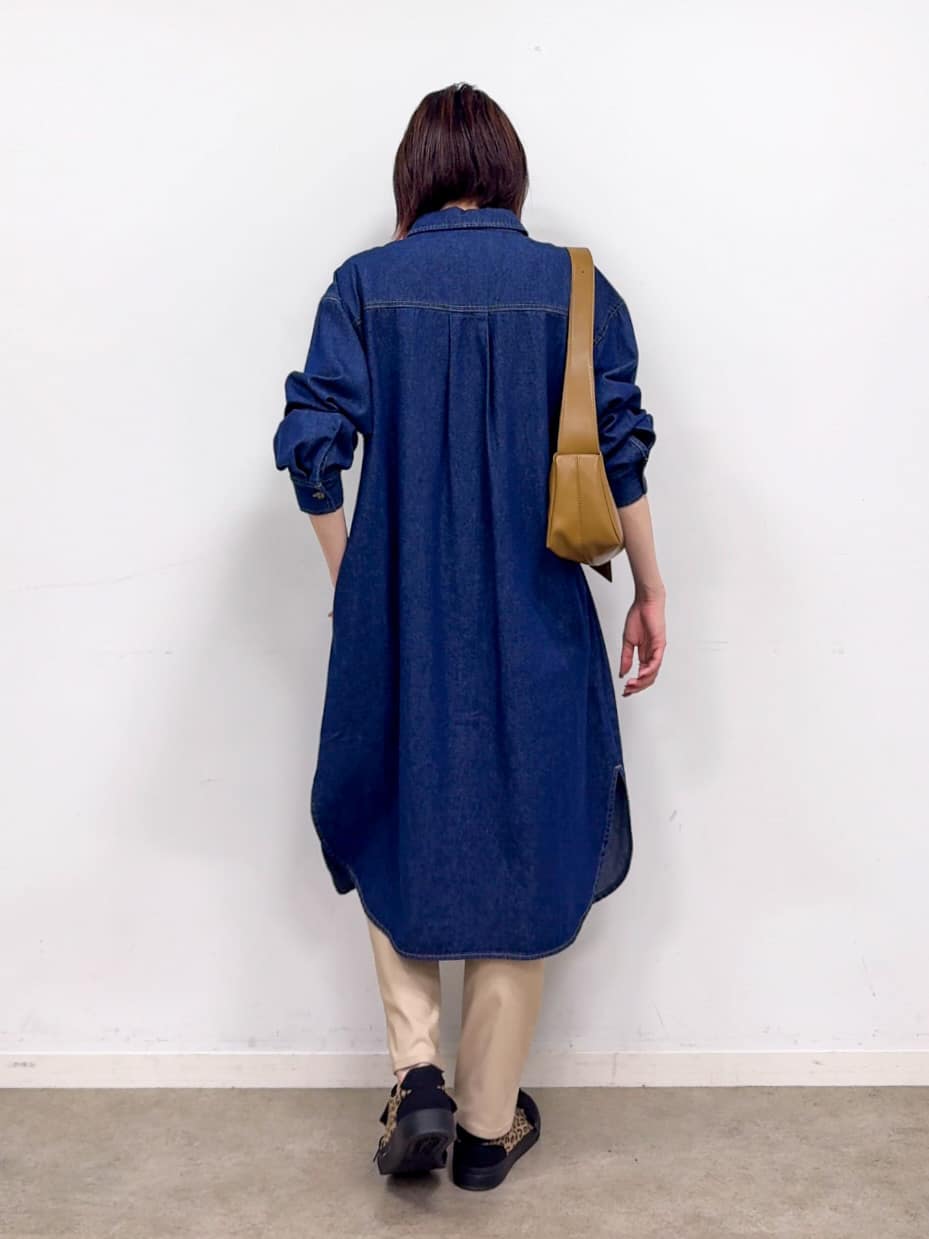 𝐜𝐡𝐢𝐤𝐚さんの「SHOO･LA･RUE｜【洗濯機可/S-LL】フィット感が心地よい ハイパーストレッチスキニー裏起毛」を使ったコーディネート