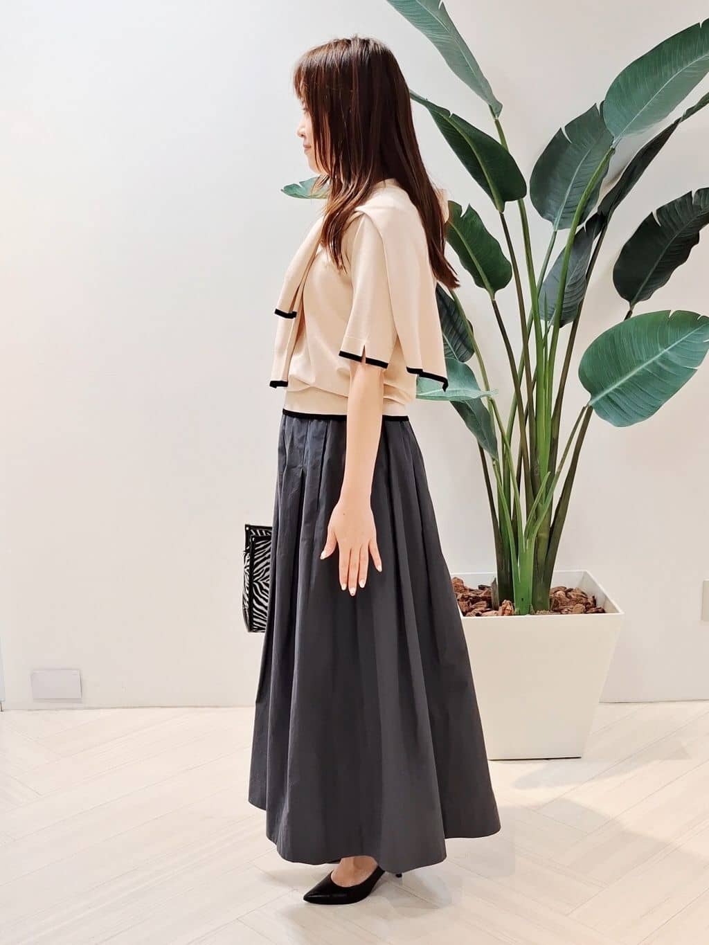 YuKaRiさんの「UNTITLED｜【アンサンブル可/薄手/洗える】5分袖クルーニット」を使ったコーディネート