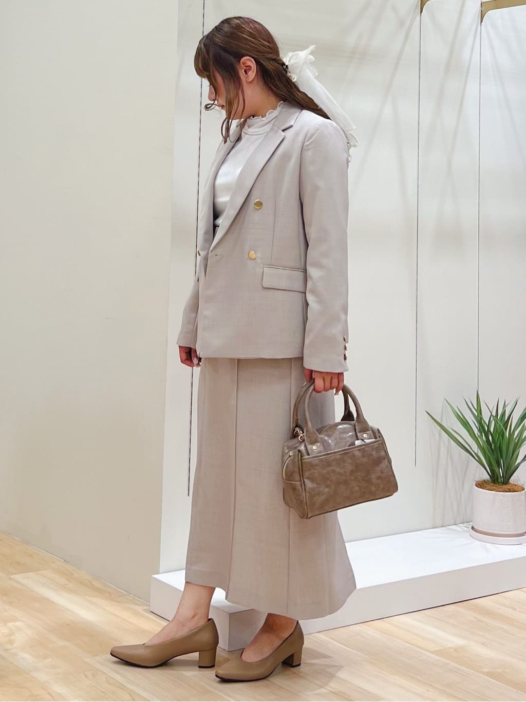 みことさんの「grove｜【カセット服】ダブルブレストテーラードジャケット」を使ったコーディネート