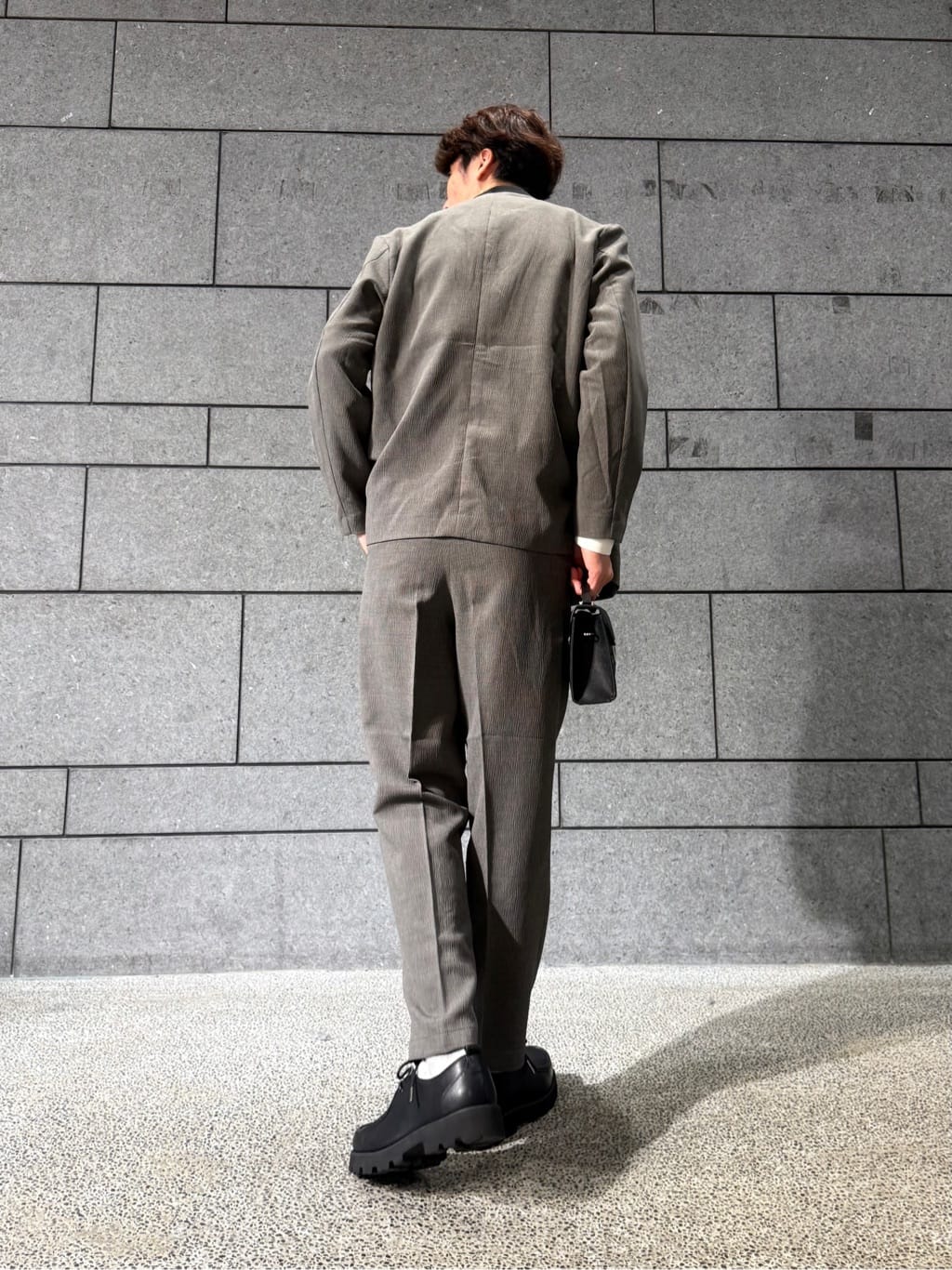 HARUさんの「tk.TAKEO KIKUCHI｜【セットアップ対応】テッククレープノーカラージャケット」を使ったコーディネート