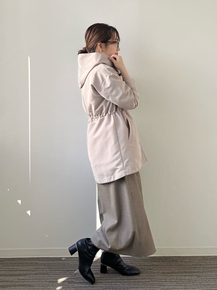 saoriさんの「【撥水/花粉防止/手洗い可】ボアライナー付きミディ丈マウンテンパーカー」を使ったコーディネート