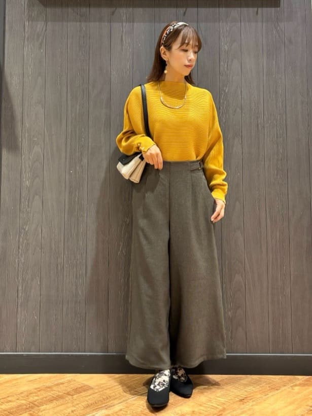 meiさんの「SHOO･LA･RUE｜ウエストまわりをすっきり魅せる デザインガウチョパンツ」を使ったコーディネート