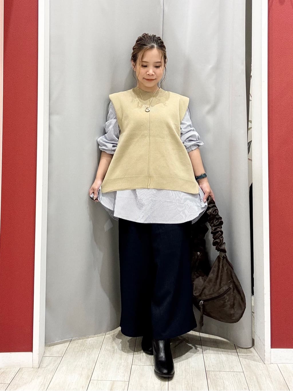 shioさんの「SHOO･LA･RUE｜ウエストまわりをすっきり魅せる デザインガウチョパンツ」を使ったコーディネート