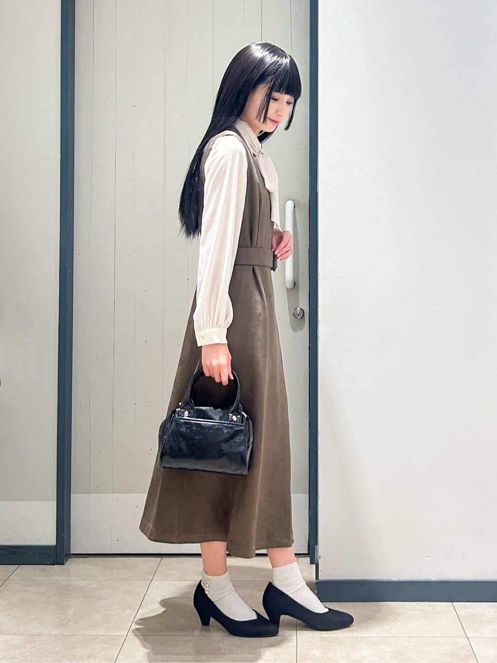 yukinoさんの「grove｜シアーストライプボウタイブラウス」を使ったコーディネート