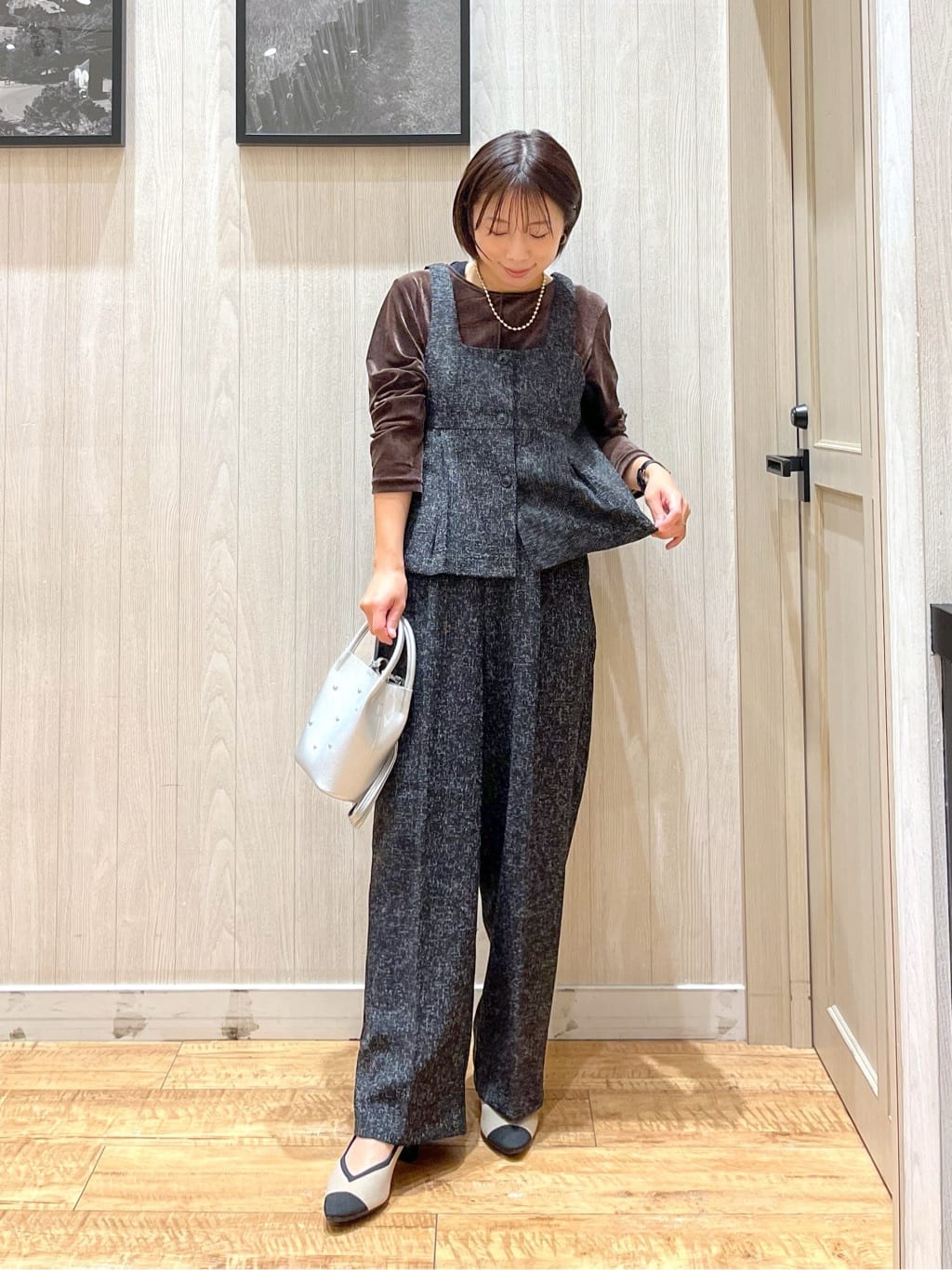 shirayuuuさんの「SHOO･LA･RUE｜【洗える/S-LL】上品見え ベロア調シアートップス」を使ったコーディネート