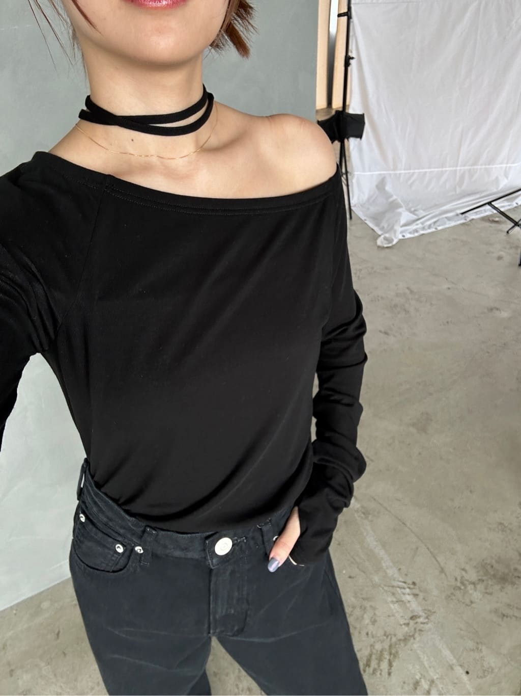 harunaさんの「CODE A｜off－shoulder jersey top」を使ったコーディネート