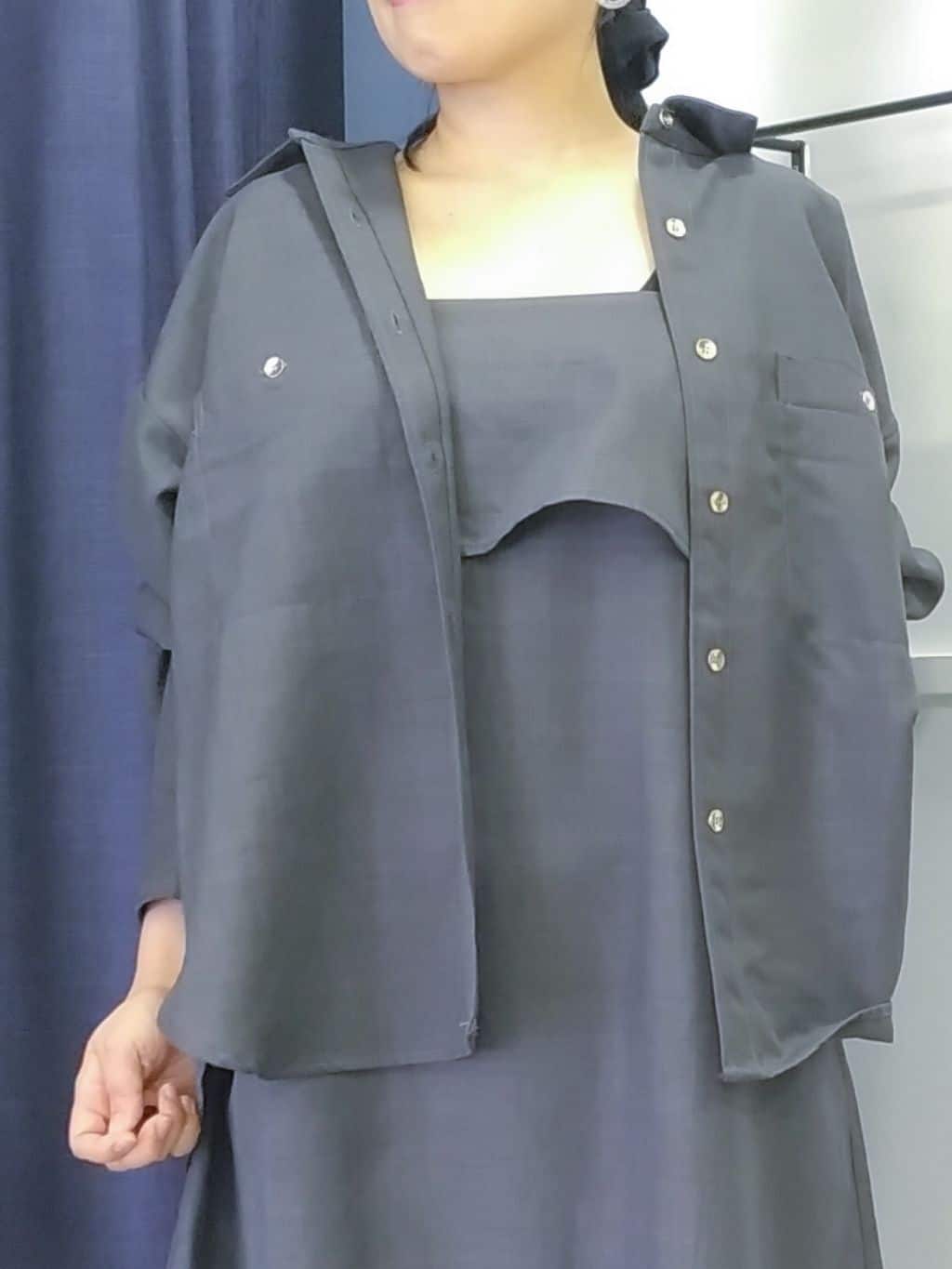 コマさんの「grove｜【カセット服/選べる着丈】洗濯機で洗えるオーバーシャツ」を使ったコーディネート