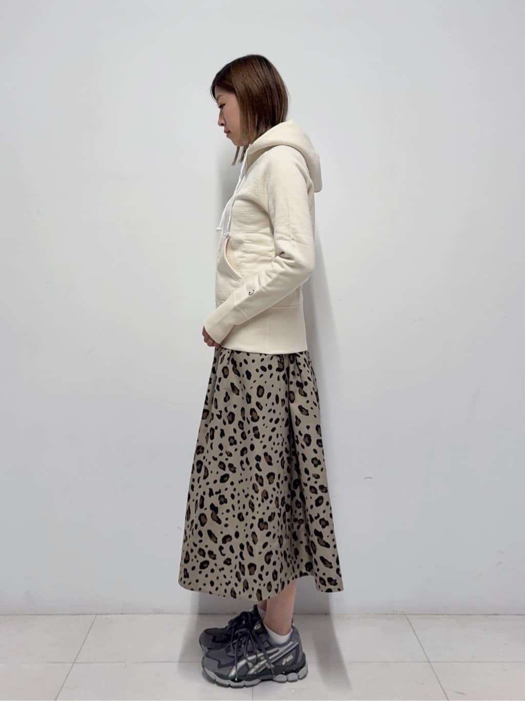 Nishijimaさんの「DRESSTERIOR｜デキシー吊裏毛ジップアップパーカ」を使ったコーディネート