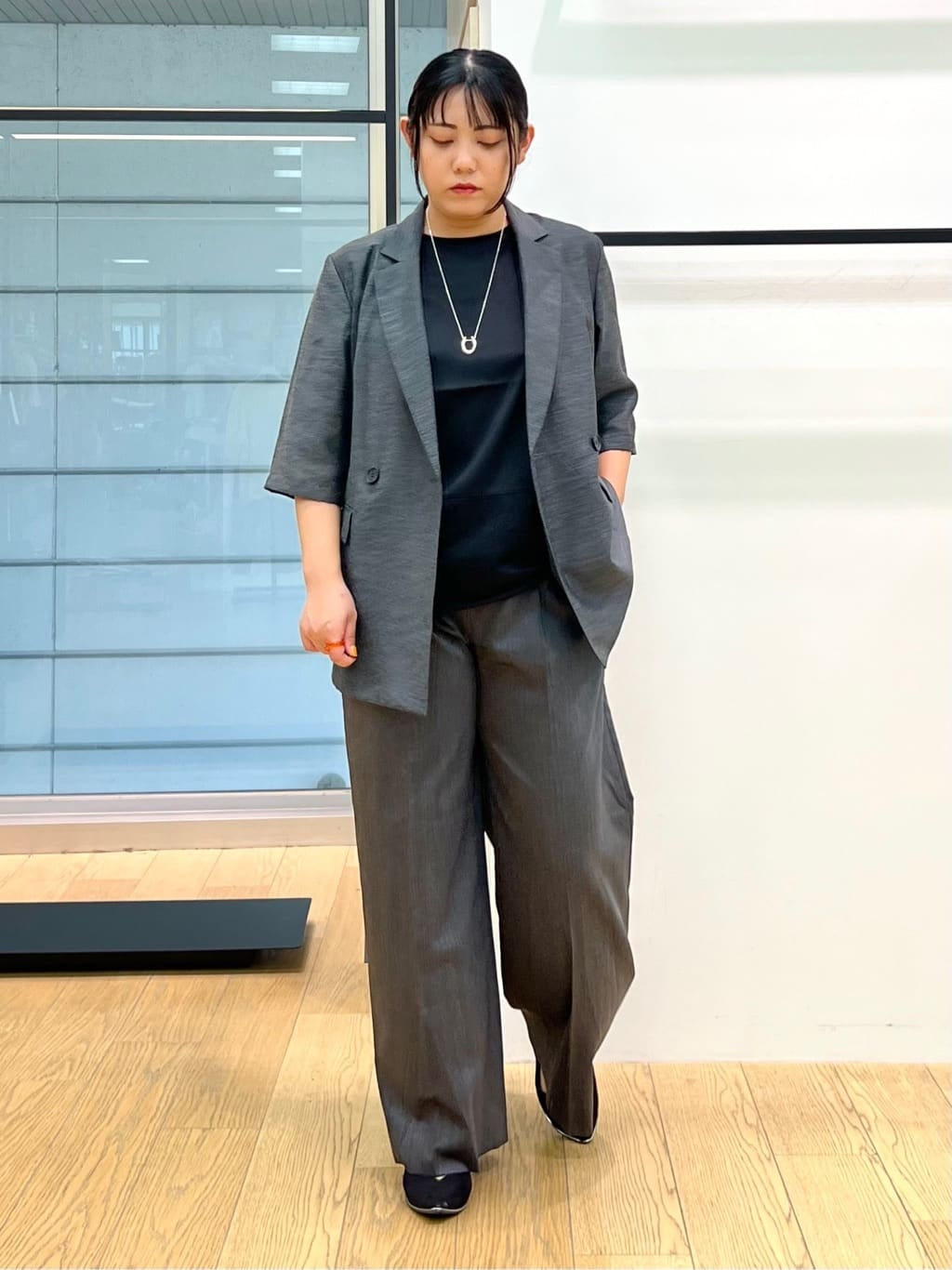 shimaさんの「INDIVI｜ライトダブルジャケット」を使ったコーディネート