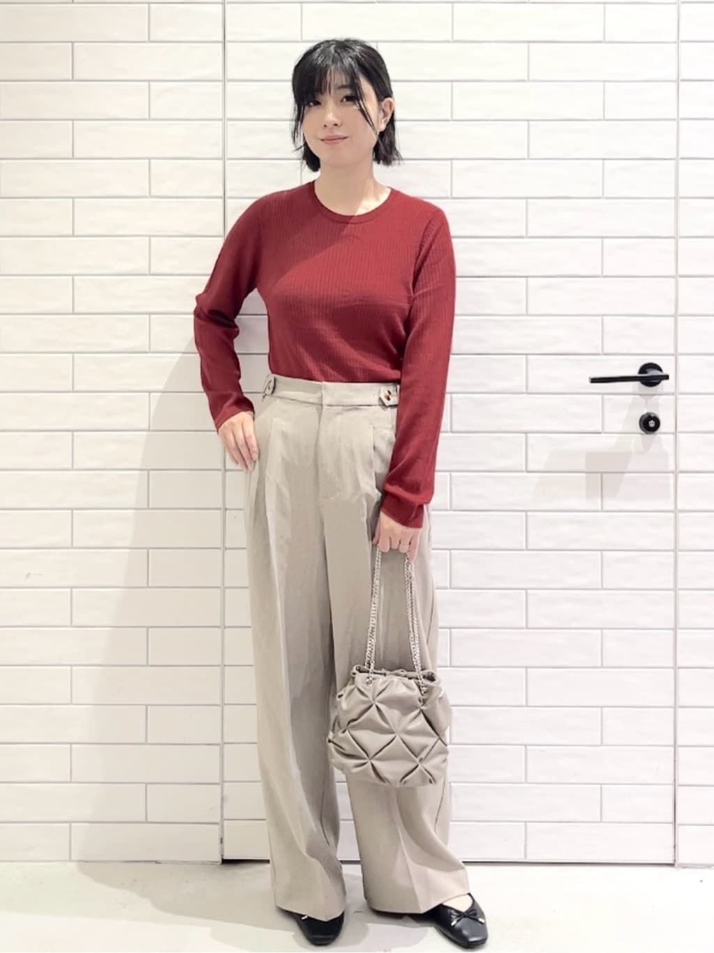 しおりさんの「OPAQUE.CLIP｜シアーリブニット【洗濯機OK】」を使ったコーディネート