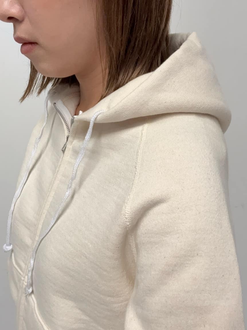Nishijimaさんの「DRESSTERIOR｜デキシー吊裏毛ジップアップパーカ」を使ったコーディネート