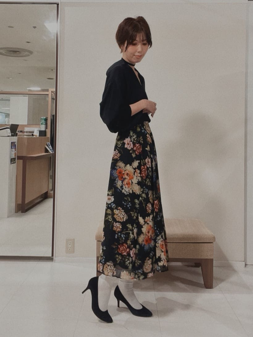 IWAMOさんの「UNTITLED｜【セットアップ可/スキッパー/ゆったり】リラクパウダーシャツ」を使ったコーディネート