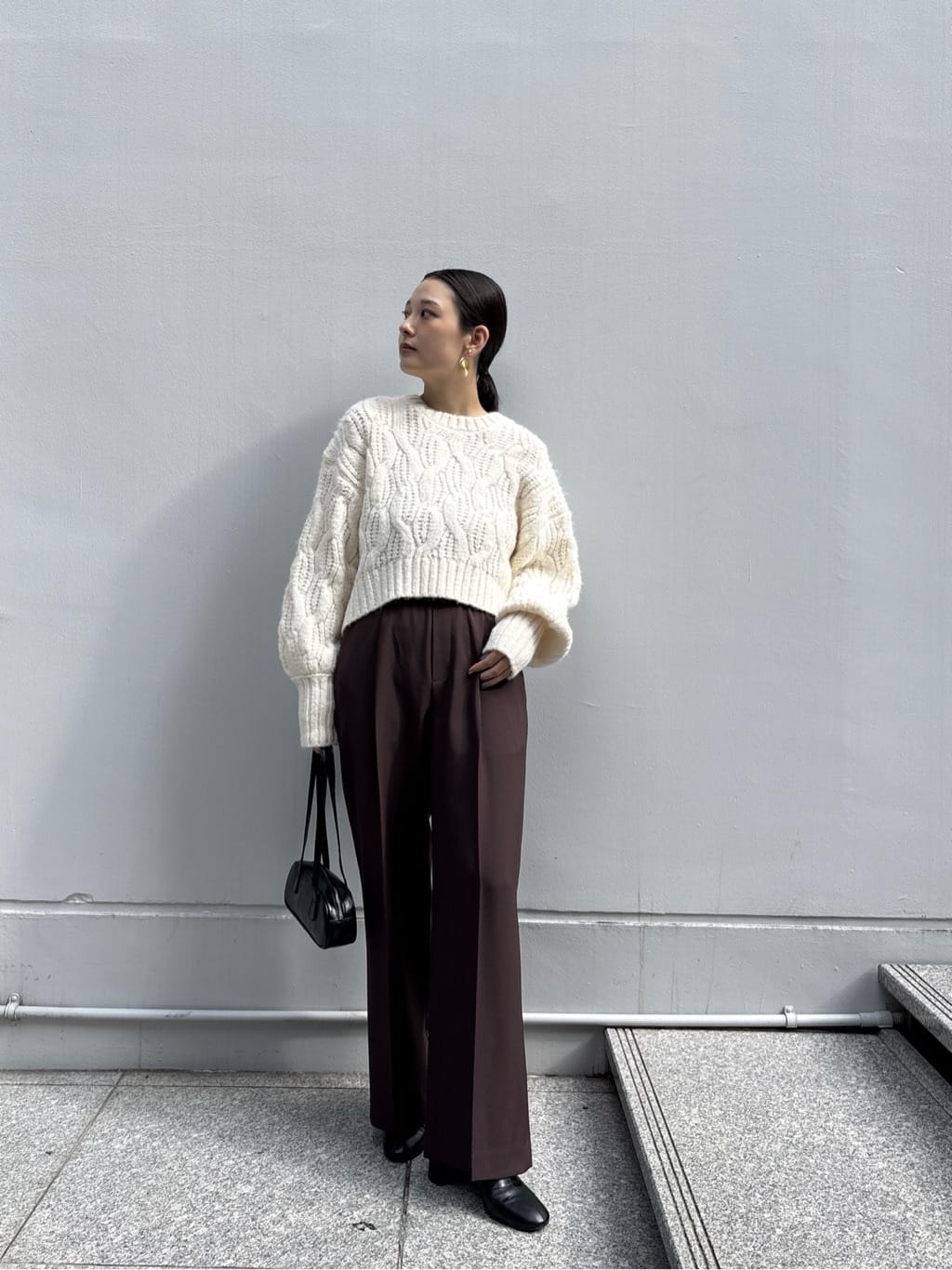 ayanoさんの「INDIVI｜Comfy SET UP｜イージーストレートワイドパンツ【セットアップ対応／通勤/カセット服】」を使ったコーディネート