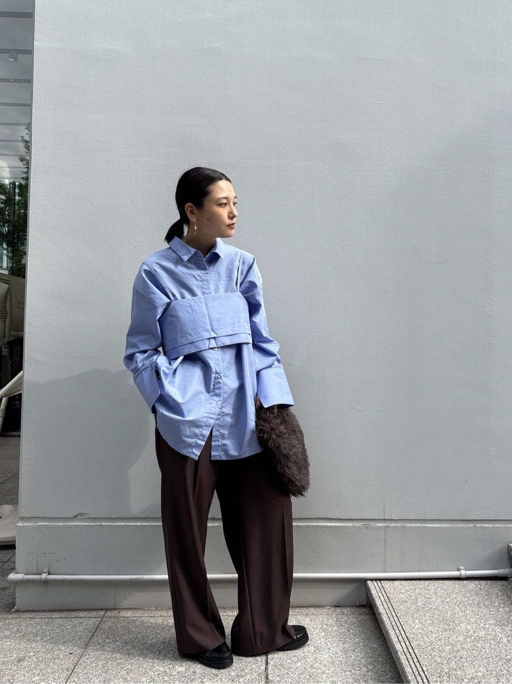 ayanoさんの「INDIVI｜Comfy SET UP｜イージーストレートワイドパンツ【セットアップ対応／通勤/カセット服】」を使ったコーディネート