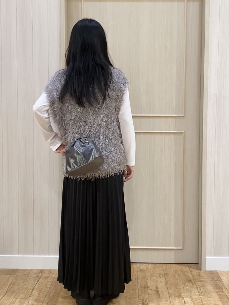 ERIさんの「SHOO･LA･RUE｜」を使ったコーディネート