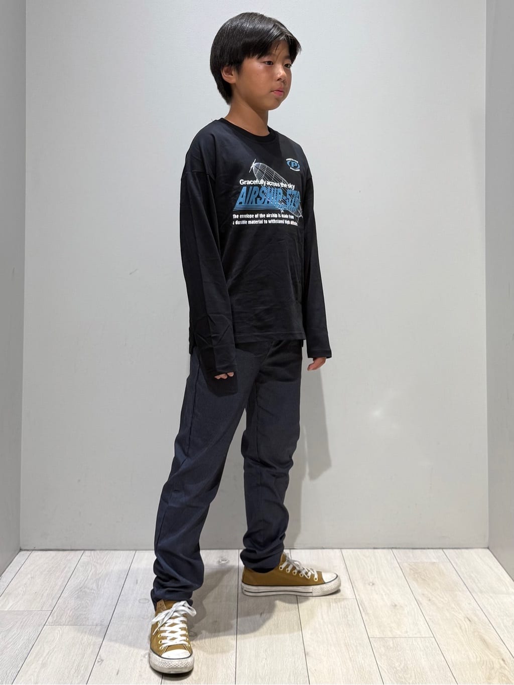 kuboさんの「THE SHOP TK｜【110－160／6色展開】コットン長袖Ｔシャツ/洗濯機OK」を使ったコーディネート