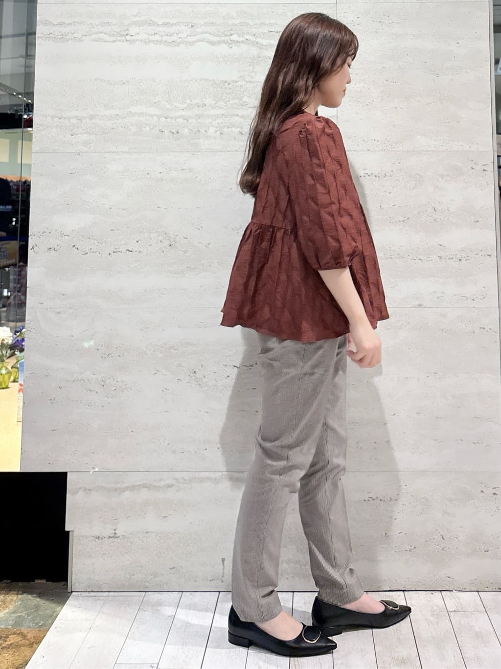 かほさんの「OPAQUE.CLIP｜《SS-LLサイズ》ハイストレッチイージースティックパンツ【洗濯機洗い可】」を使ったコーディネート